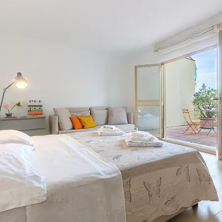 Con Vista Apartment *