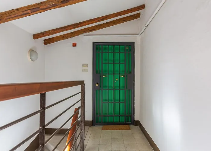 Guesthost - Con Vista *