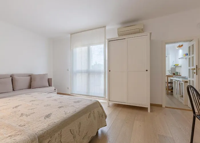 Guesthost - Con Vista Appartamento *